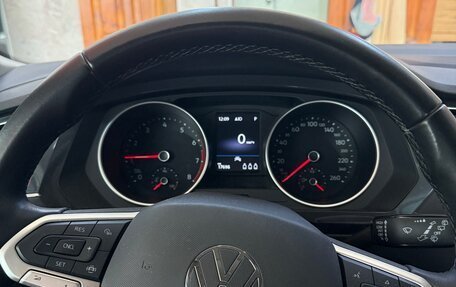 Volkswagen Tiguan II, 2022 год, 2 999 000 рублей, 17 фотография