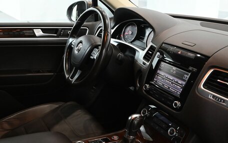 Volkswagen Touareg III, 2013 год, 2 340 000 рублей, 12 фотография