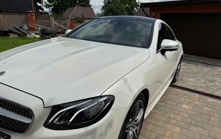 Mercedes-Benz E-Класс, 2019 год, 4 600 000 рублей, 4 фотография
