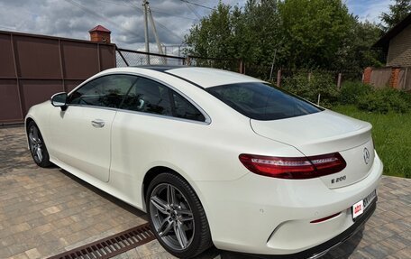 Mercedes-Benz E-Класс, 2019 год, 4 600 000 рублей, 5 фотография