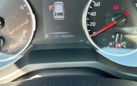 Toyota RAV4, 2020 год, 3 750 000 рублей, 9 фотография