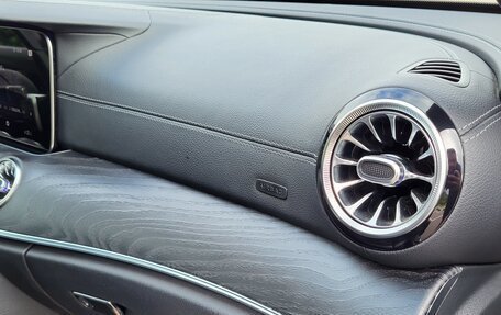 Mercedes-Benz E-Класс, 2020 год, 3 490 000 рублей, 4 фотография