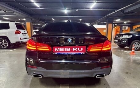 BMW 5 серия, 2019 год, 2 490 000 рублей, 3 фотография