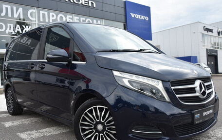 Mercedes-Benz V-Класс, 2017 год, 3 550 000 рублей, 1 фотография