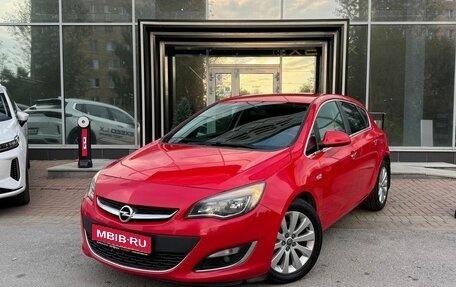 Opel Astra J, 2014 год, 759 000 рублей, 1 фотография