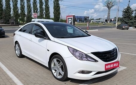 Hyundai Sonata VI, 2010 год, 1 350 000 рублей, 1 фотография