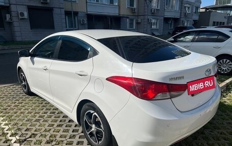 Hyundai Elantra V, 2013 год, 900 000 рублей, 5 фотография