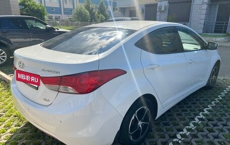 Hyundai Elantra V, 2013 год, 900 000 рублей, 6 фотография