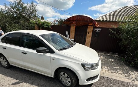 Volkswagen Polo VI (EU Market), 2012 год, 930 000 рублей, 3 фотография