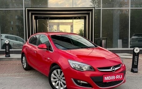 Opel Astra J, 2014 год, 759 000 рублей, 3 фотография