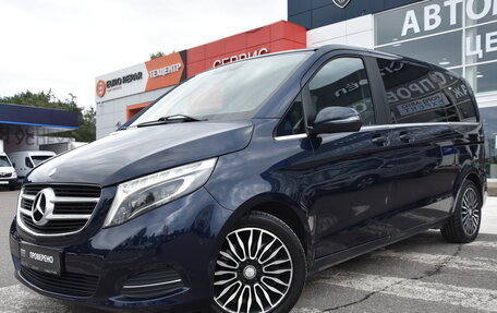 Mercedes-Benz V-Класс, 2017 год, 3 550 000 рублей, 3 фотография