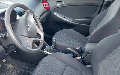 Hyundai Solaris II рестайлинг, 2016 год, 1 100 000 рублей, 1 фотография