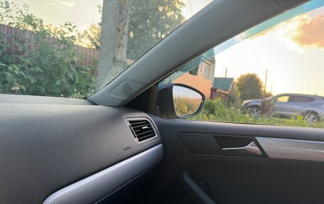 Volkswagen Jetta VI, 2013 год, 1 130 000 рублей, 21 фотография