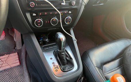 Volkswagen Jetta VI, 2013 год, 1 130 000 рублей, 36 фотография
