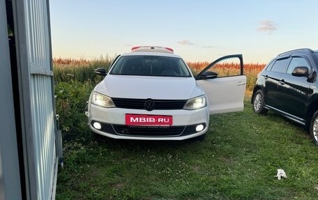 Volkswagen Jetta VI, 2013 год, 1 130 000 рублей, 18 фотография