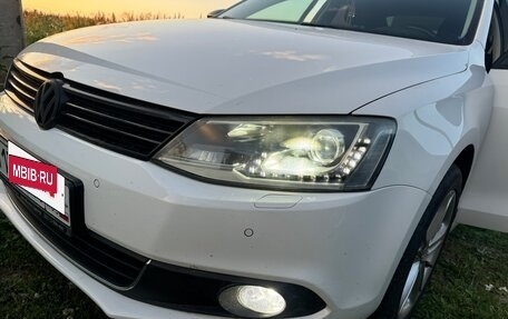 Volkswagen Jetta VI, 2013 год, 1 130 000 рублей, 17 фотография