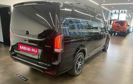 Mercedes-Benz V-Класс, 2024 год, 51 500 000 рублей, 3 фотография