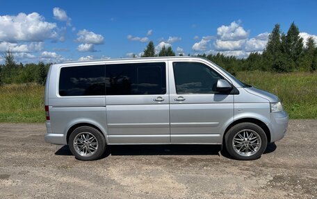 Volkswagen Multivan T5, 2005 год, 1 700 000 рублей, 5 фотография