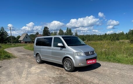 Volkswagen Multivan T5, 2005 год, 1 700 000 рублей, 4 фотография