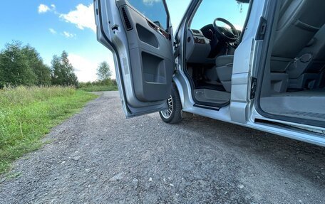 Volkswagen Multivan T5, 2005 год, 1 700 000 рублей, 14 фотография