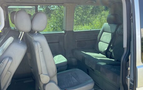 Volkswagen Multivan T5, 2005 год, 1 700 000 рублей, 22 фотография