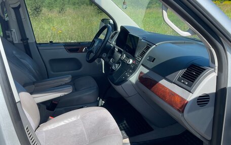 Volkswagen Multivan T5, 2005 год, 1 700 000 рублей, 25 фотография