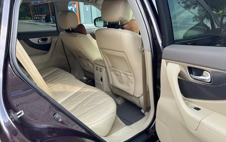 Infiniti FX II, 2010 год, 2 499 999 рублей, 26 фотография