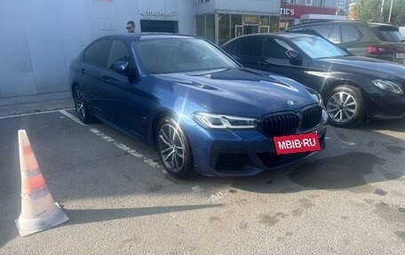 BMW 5 серия, 2021 год, 4 228 000 рублей, 2 фотография