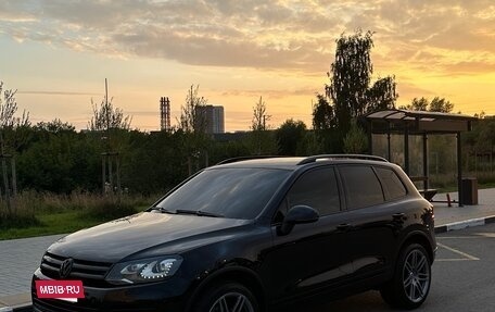 Volkswagen Touareg III, 2012 год, 2 250 000 рублей, 2 фотография