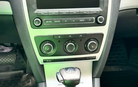 Skoda Octavia, 2011 год, 735 000 рублей, 10 фотография