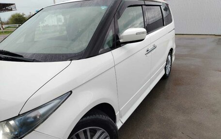 Honda Elysion I, 2006 год, 600 000 рублей, 14 фотография