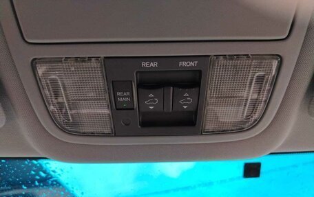 Honda Elysion I, 2006 год, 600 000 рублей, 22 фотография