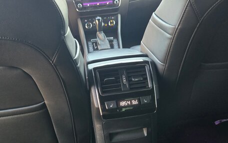 Skoda Superb III рестайлинг, 2019 год, 2 750 000 рублей, 21 фотография
