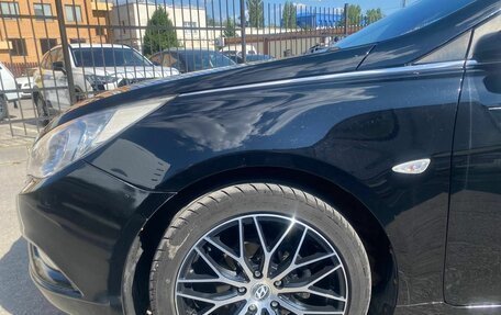 Hyundai Sonata VI, 2011 год, 890 000 рублей, 9 фотография