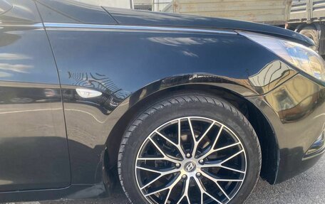 Hyundai Sonata VI, 2011 год, 890 000 рублей, 17 фотография