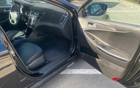 Hyundai Sonata VI, 2011 год, 890 000 рублей, 30 фотография