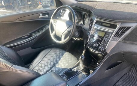 Hyundai Sonata VI, 2011 год, 890 000 рублей, 37 фотография