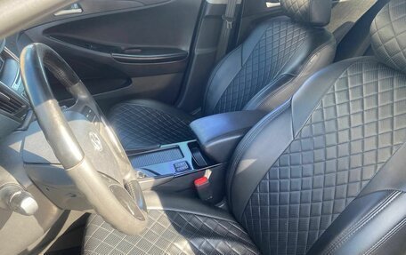 Hyundai Sonata VI, 2011 год, 890 000 рублей, 40 фотография
