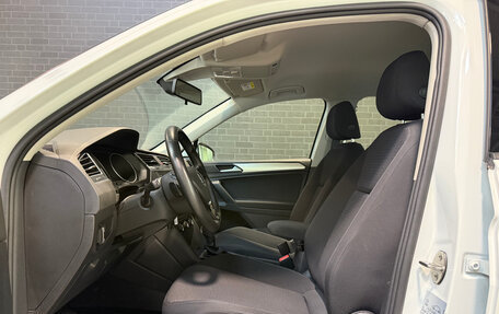 Volkswagen Tiguan II, 2020 год, 2 400 000 рублей, 7 фотография