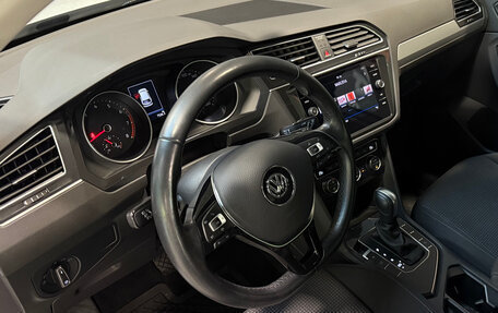 Volkswagen Tiguan II, 2020 год, 2 400 000 рублей, 8 фотография