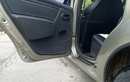 Renault Logan I, 2011 год, 500 000 рублей, 19 фотография