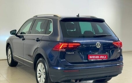Volkswagen Tiguan II, 2017 год, 1 895 000 рублей, 5 фотография