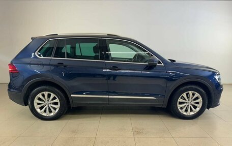 Volkswagen Tiguan II, 2017 год, 1 895 000 рублей, 8 фотография