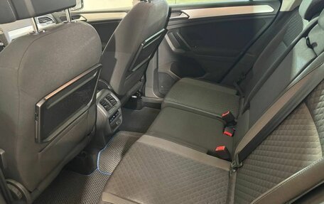 Volkswagen Tiguan II, 2017 год, 1 895 000 рублей, 18 фотография