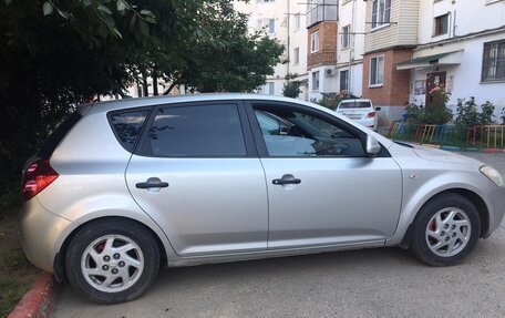 KIA cee'd I рестайлинг, 2007 год, 770 000 рублей, 2 фотография