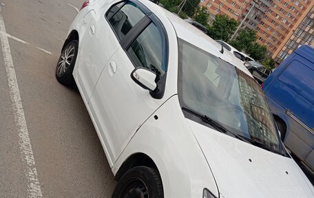 Renault Logan II, 2018 год, 450 000 рублей, 2 фотография