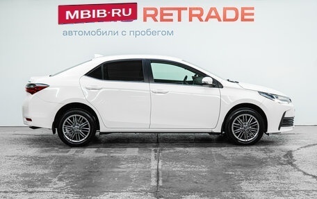 Toyota Corolla, 2018 год, 1 899 000 рублей, 5 фотография