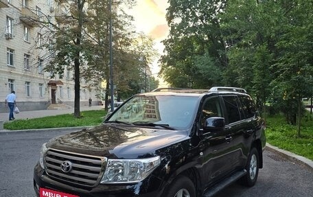 Toyota Land Cruiser 200, 2011 год, 4 500 000 рублей, 2 фотография