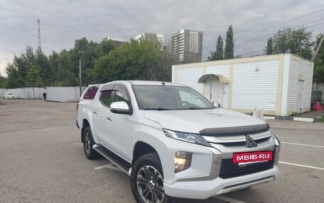 Mitsubishi L200 IV рестайлинг, 2019 год, 2 700 000 рублей, 7 фотография