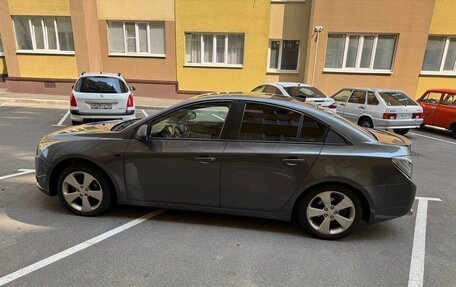 Chevrolet Cruze II, 2011 год, 700 000 рублей, 8 фотография
